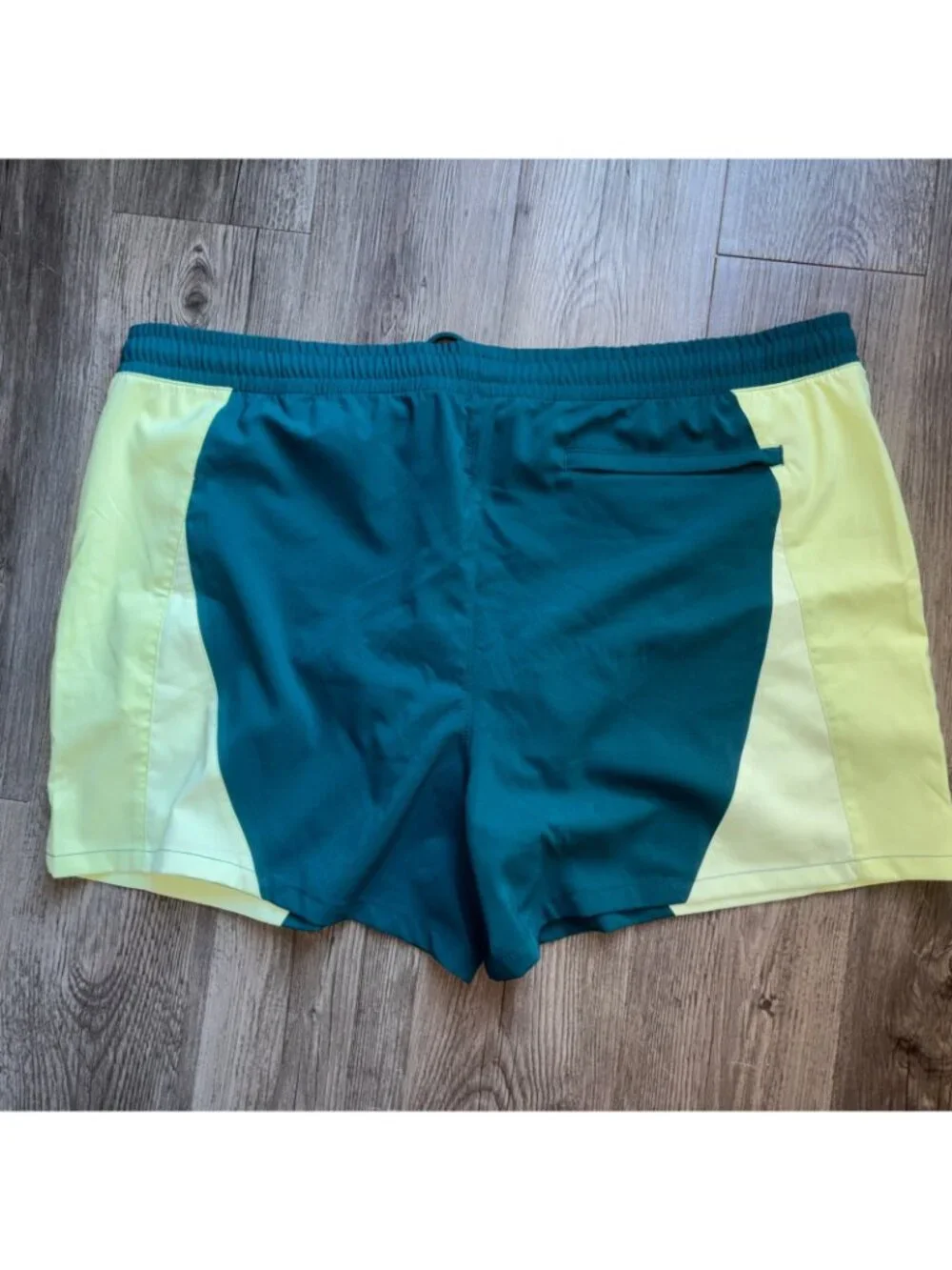 NWT Gilly Hicks Hollister Green Yellow Swim Trunks With Liner Sz XXL